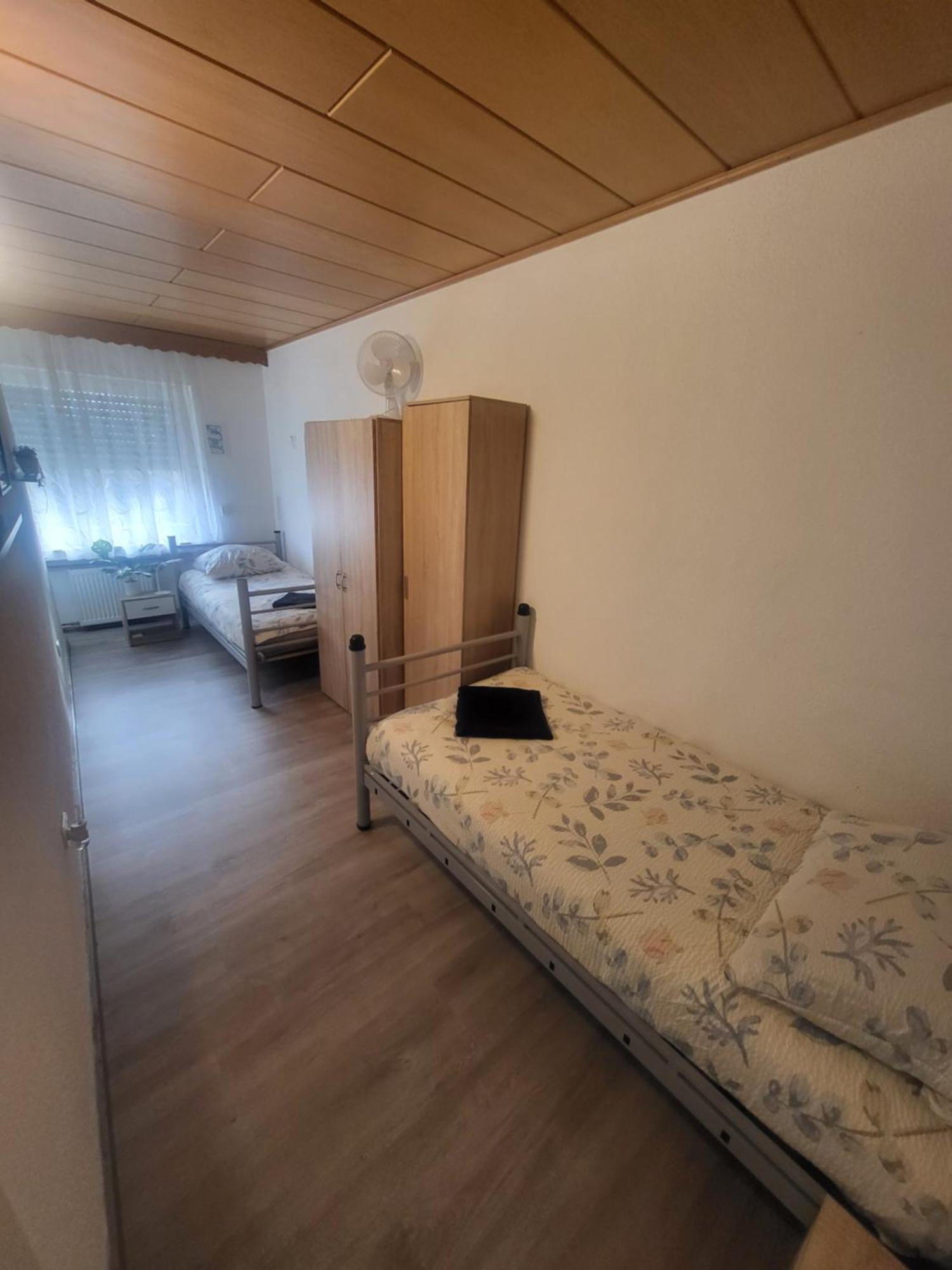 Pension Mediterrano Bedburg Buitenkant foto